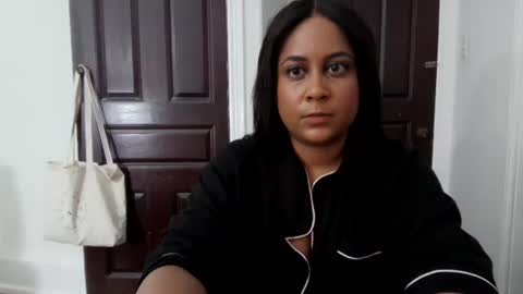 Snapshot of biancadoesitright chatting on May 26, 12:06 am biancadoesitright online show from May 26, 12:06 am