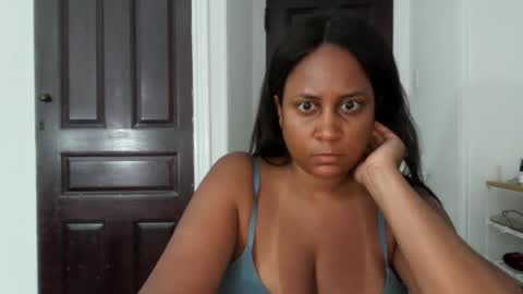 Snapshot of biancadoesitright chatting on June 8, 1:28 am biancadoesitright online show from June 8, 1:28 am