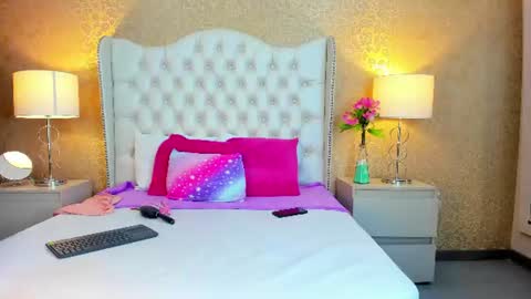 Snapshot of biancamonroe_ chatting on June 18, 3:16 pm Bianca online show from June 18, 3:16 pm