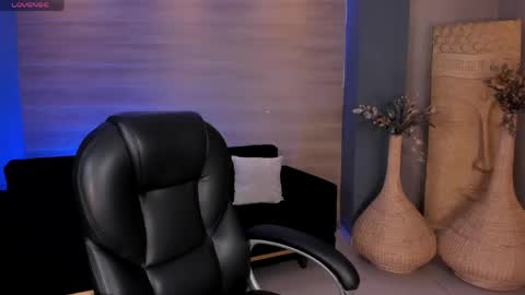 Snapshot of biancapierce_ chatting on May 7, 11:59 am Bianca Pierce online show from May 7, 11:59 am