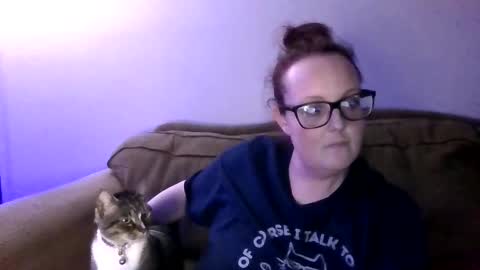 bibambii online show from April 8, 8:25 am