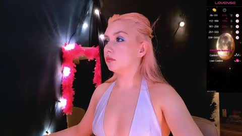 Snapshot of bibi_iva chatting on May 7, 10:31 am bibi_iva online show from May 7, 10:31 am