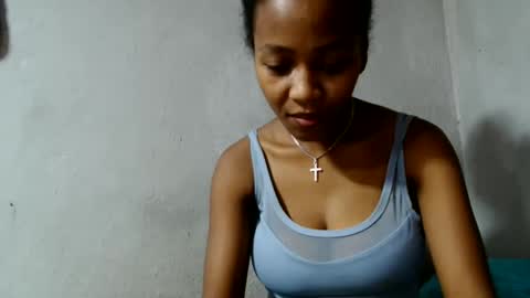 Snapshot of bienvenue987832 chatting on May 31, 5:04 am bienvenue987832 online show from May 31, 5:04 am