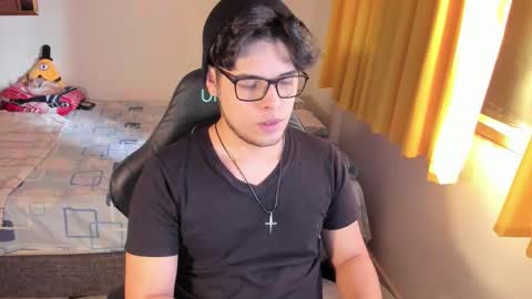 Logan Sprouse online show from February 24, 9:02 pm