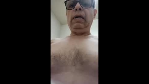 big_ed_m online show from January 7, 11:18 pm