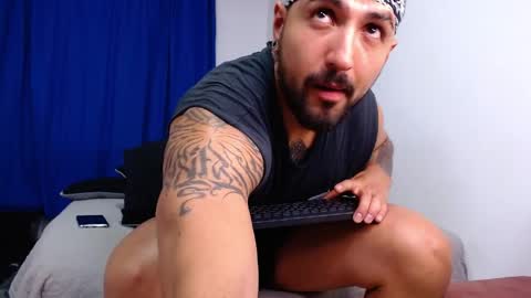 Snapshot of big_niiko chatting on April 21, 2:04 am big_niiko online show from April 21, 2:04 am