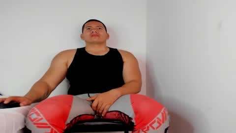 Snapshot of big_pecs_1 chatting on May 11, 6:38 pm LEO online show from May 11, 6:38 pm