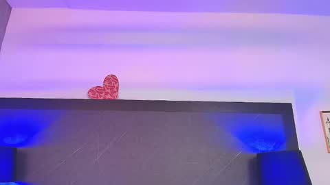 Snapshot of big_tits_in_your_face chatting on December 11, 2:09 am Tell me Sophia  online show from December 11, 2:09 am