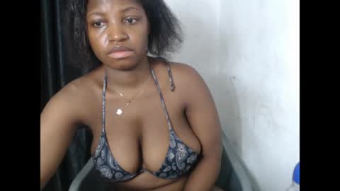 Snapshot of bigassdrip chatting on April 21, 1:42 am bigassdrip online show from April 21, 1:42 am