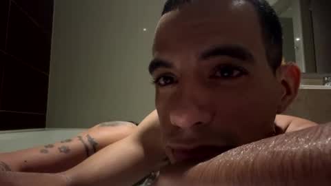 Bacs Independent model online show from November 9, 3:05 am