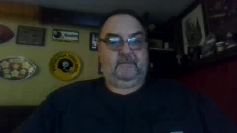 bigbear1971 online show from December 3, 3:09 am