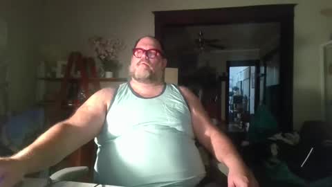 Snapshot of bigbearlittlebear2 chatting on November 16, 6:19 am Bear Woods online show from November 16, 6:19 am