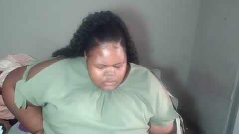 Snapshot of bigblackmamma chatting on January 21, 9:46 am Natasha online show from January 21, 9:46 am