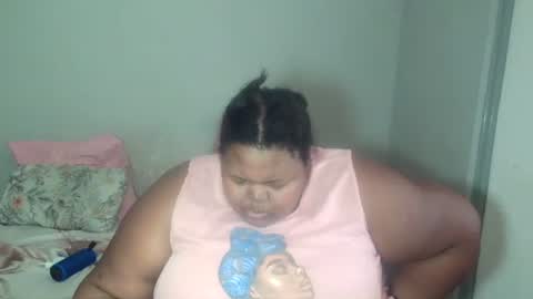 Snapshot of bigblackmamma chatting on January 27, 9:55 am Natasha online show from January 27, 9:55 am