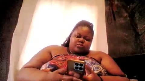 Snapshot of bigblackmamma chatting on February 24, 6:55 am Natasha online show from February 24, 6:55 am