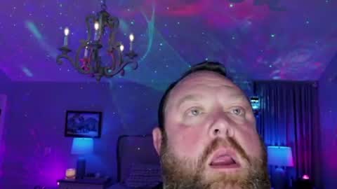 Snapshot of bigboi1o11 chatting on June 24, 6:23 am Bigboi1o11 online show from June 24, 6:23 am