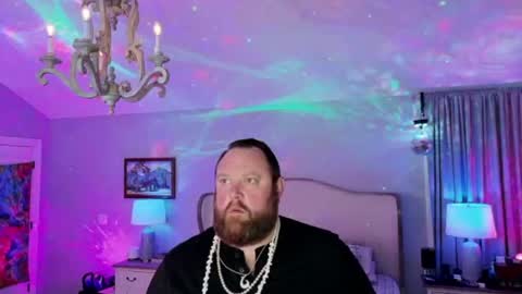 Snapshot of bigboi1o11 chatting on June 25, 7:24 am Bigboi1o11 online show from June 25, 7:24 am