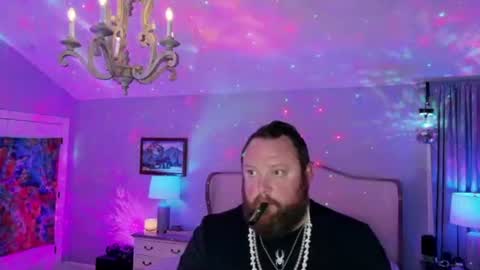 Snapshot of bigboi1o11 chatting on June 27, 7:57 am Bigboi1o11 online show from June 27, 7:57 am