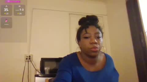 Ashley online show from December 4, 8:45 am