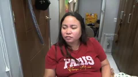 Snapshot of bigboobslyn chatting on June 11, 7:17 am bigboobslyn online show from June 11, 7:17 am