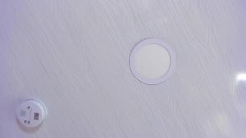   online show from March 25, 9:59 am