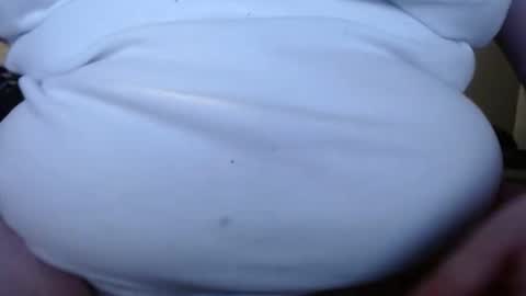 bigbootybiguy69 online show from April 28, 2:21 am