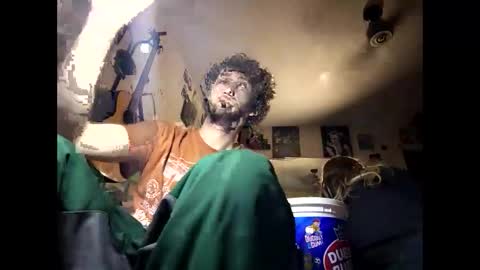 Snapshot of bigboy777c chatting on March 17, 3:00 am bigboy777c online show from March 17, 3:00 am