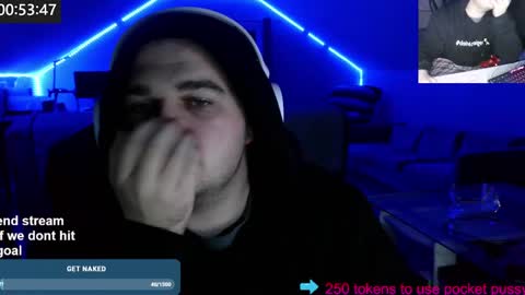 Snapshot of bigboyballen chatting on November 6, 6:14 am BigBoyBallen online show from November 6, 6:14 am