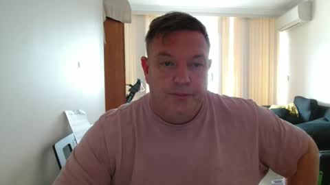 Snapshot of bigboybenny176 chatting on May 2, 1:43 am bigboybenny176 online show from May 2, 1:43 am