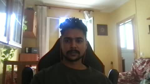 bigbrown_boy online show from September 23, 2:20 pm