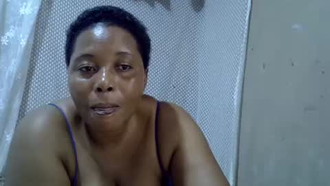 Snapshot of bigclit_wethairypus chatting on June 27, 12:22 pm bigclit_wethairypus online show from June 27, 12:22 pm