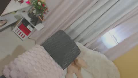 Snapshot of bigcock_yeng chatting on December 28, 11:41 am Yeng online show from December 28, 11:41 am