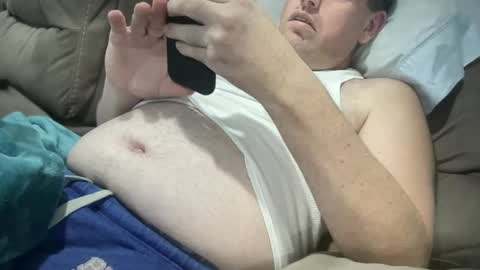 Snapshot of bigcocksuckingslut chatting on January 1, 7:32 pm bigcocksuckingslut online show from January 1, 7:32 pm