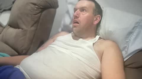 Snapshot of bigcocksuckingslut chatting on January 5, 5:51 pm bigcocksuckingslut online show from January 5, 5:51 pm