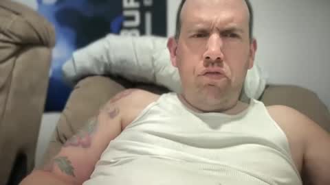 Snapshot of bigcocksuckingslut chatting on February 27, 2:10 am bigcocksuckingslut online show from February 27, 2:10 am