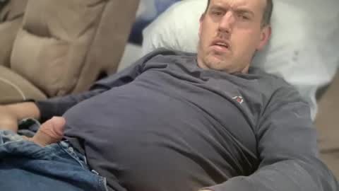 Snapshot of bigcocksuckingslut chatting on March 8, 6:16 pm bigcocksuckingslut online show from March 8, 6:16 pm