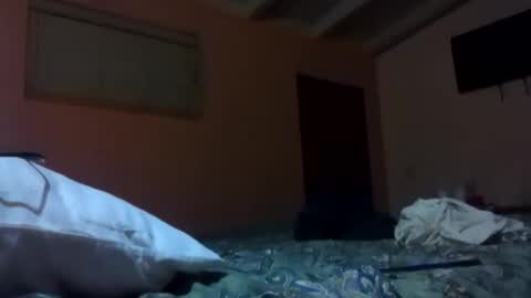 Snapshot of bigcockwhiteboy5 chatting on March 16, 6:28 am bigcockwhiteboy5 online show from March 16, 6:28 am