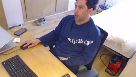 Snapshot of bigcok35spain chatting on March 28, 10:04 am bigcok35spain online show from March 28, 10:04 am