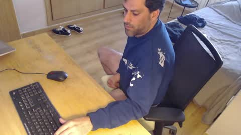 Snapshot of bigcok35spain chatting on May 8, 5:29 pm bigcok35spain online show from May 8, 5:29 pm