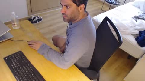 Snapshot of bigcok35spain chatting on May 9, 9:03 am bigcok35spain online show from May 9, 9:03 am