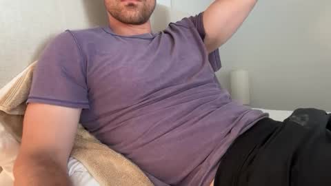 bigcollegecock69690 online show from April 10, 7:18 pm