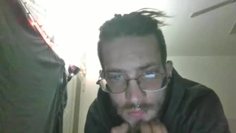 Snapshot of bigdaddy1231995 chatting on February 2, 11:19 am BigDaddykodack online show from February 2, 11:19 am