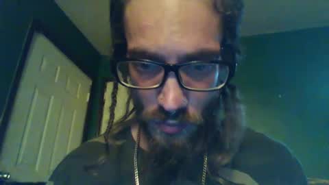 Snapshot of bigdaddy1231995 chatting on September 18, 8:05 am BigDaddykodack online show from September 18, 8:05 am