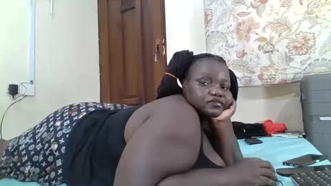 Snapshot of bigdarkass chatting on June 2, 10:06 am VIOLET online show from June 2, 10:06 am