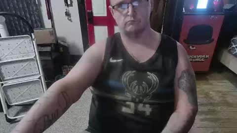 Darryl online show from February 21, 7:31 am