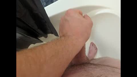 Snapshot of bigdick425283 chatting on May 4, 10:44 am bigdick425283 online show from May 4, 10:44 am