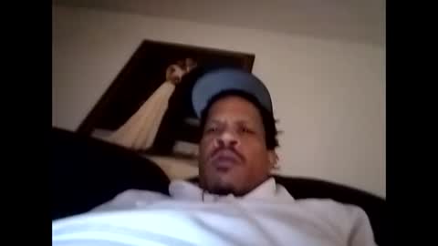 Snapshot of bigdickdaddy3200798456 chatting on December 14, 6:09 pm bigdickdaddy3200798456 online show from December 14, 6:09 pm