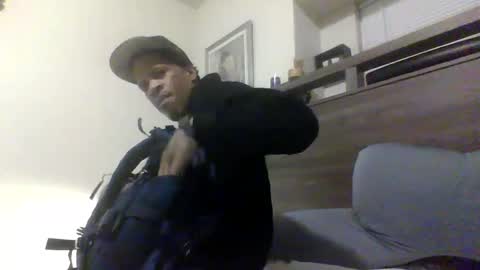 Snapshot of bigdickdaddy3200798456 chatting on December 26, 6:19 am bigdickdaddy3200798456 online show from December 26, 6:19 am