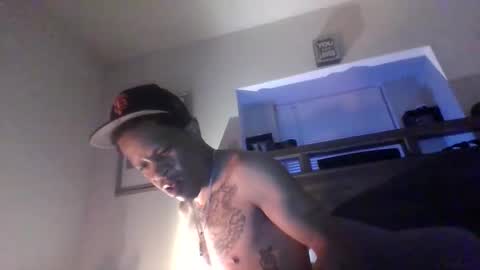 Snapshot of bigdickdaddy3200798456 chatting on December 26, 9:22 am bigdickdaddy3200798456 online show from December 26, 9:22 am