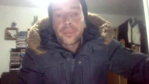 bigdickdangles472924 online show from November 15, 6:04 pm